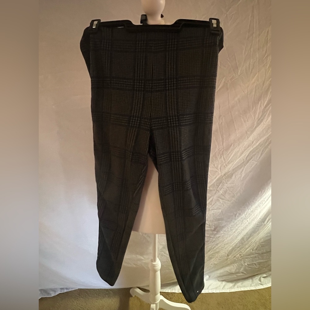 Abercrombie & Fitch Black Plaid Pants